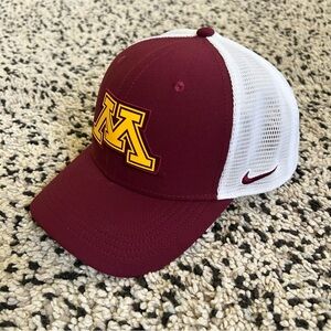 Nike University Of Minnesota Classic99 Dri-Fit Snapback Hat Adjustable One Size